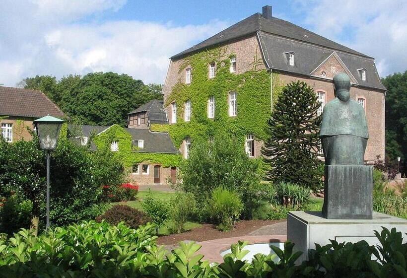 Отель Haus Overbach