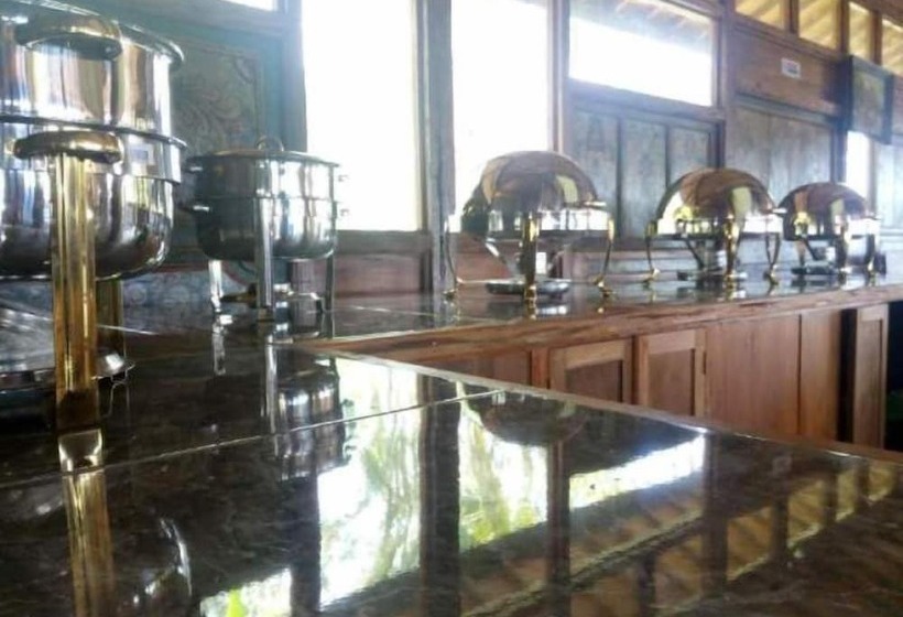 ホテル Kampoeng Joglo Ijen Banyuwangi