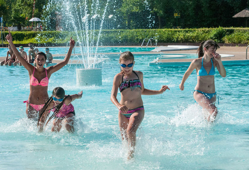 호텔 Kanopée Village