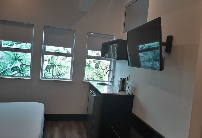 בית מלון כפרי Parade