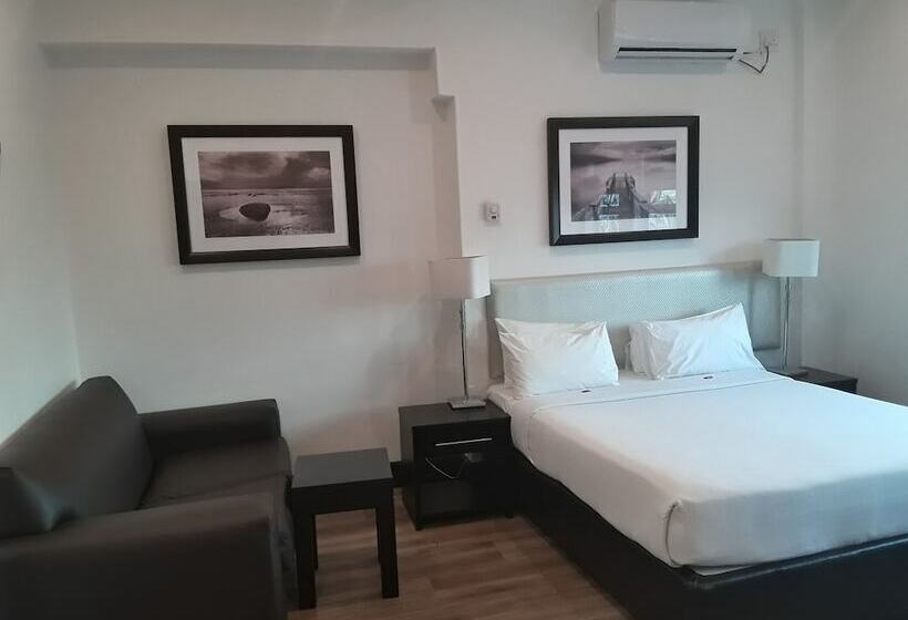 בית מלון כפרי Parade