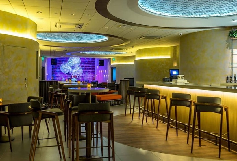 호텔 The Bayleaf Cavite