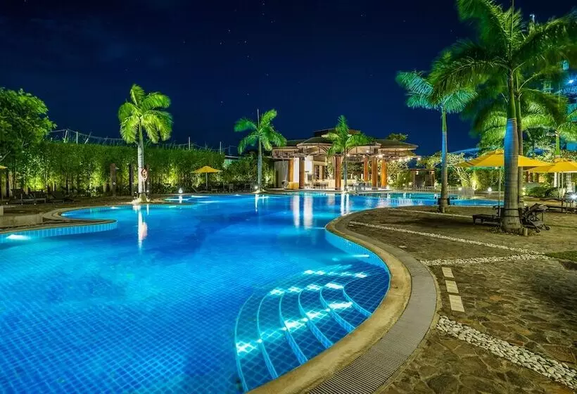 ホテル The Bayleaf Cavite