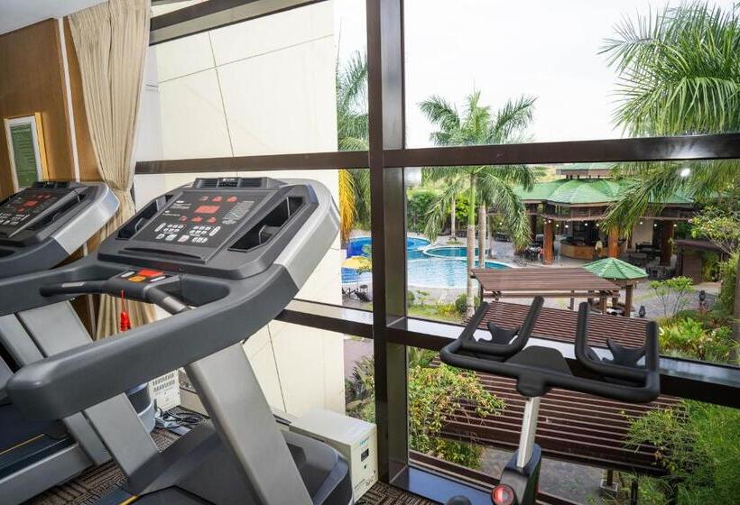 호텔 The Bayleaf Cavite