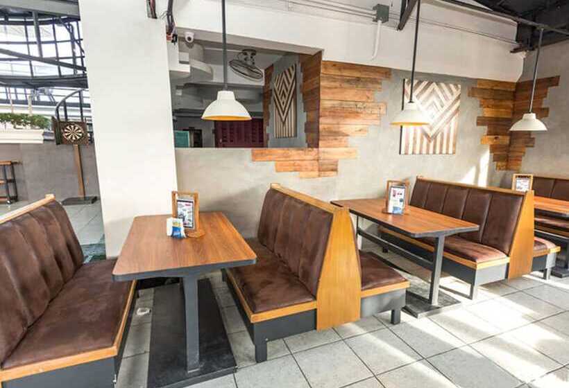 فندق Urban Travellers