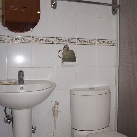 فندق Urban Travellers