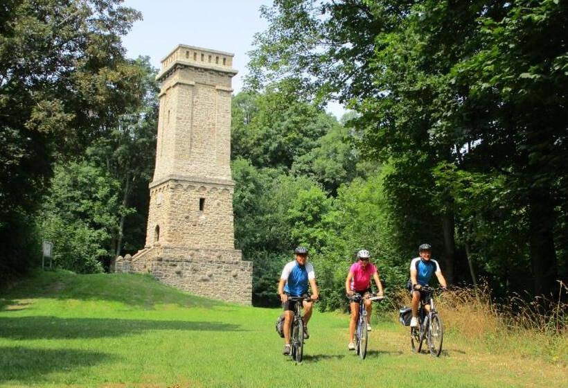 Landgasthaus & Hotel Lindenhof