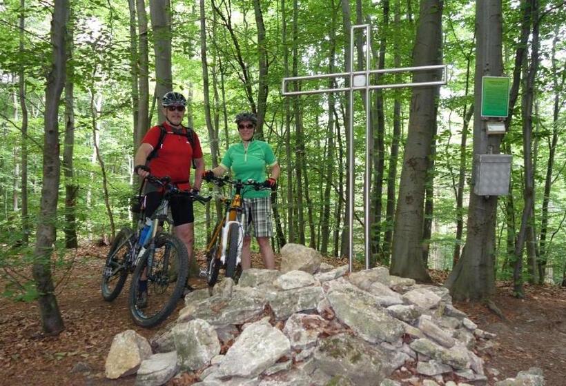 Landgasthaus & Hotel Lindenhof