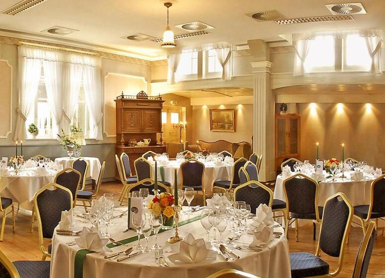 Landgasthaus & Hotel Lindenhof