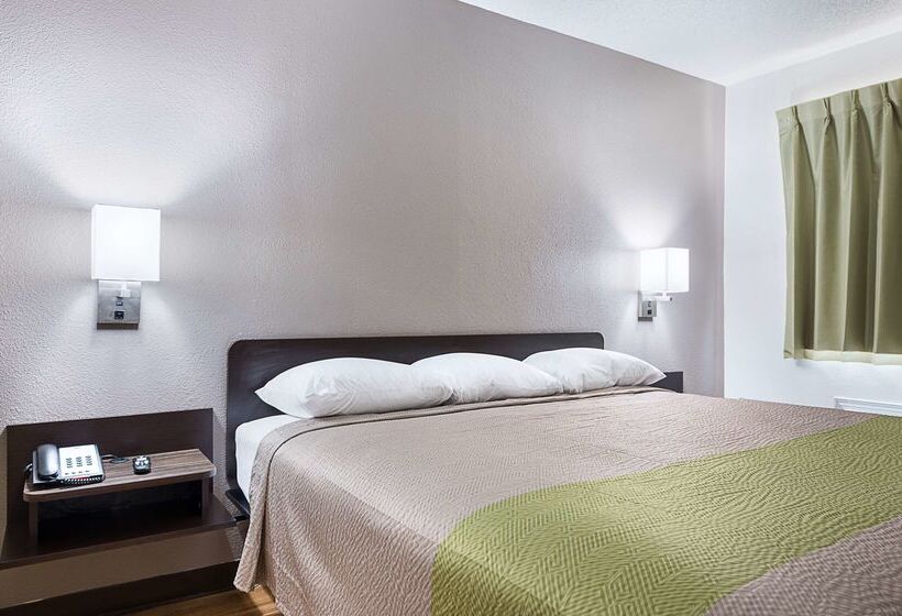 Motel 6new Iberia, La