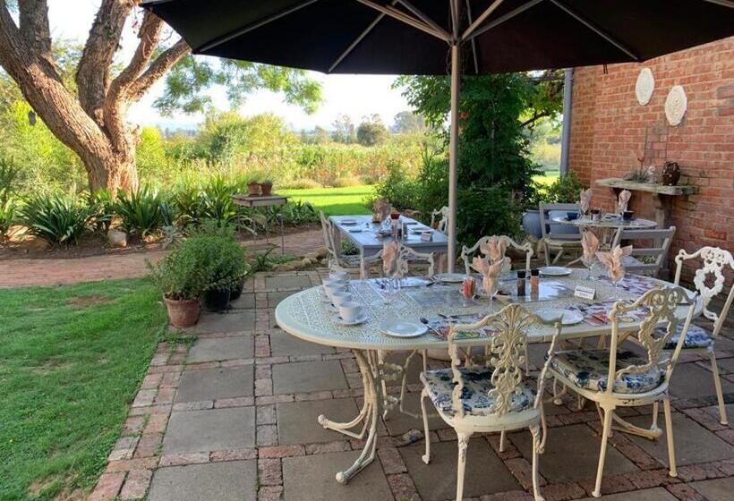 פנסיון Geralds Gift Guest House