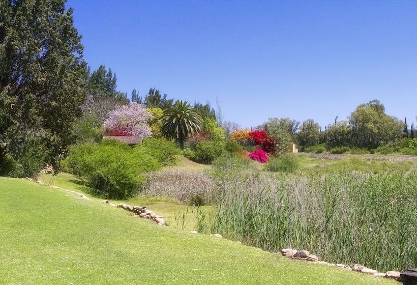 פנסיון Geralds Gift Guest House