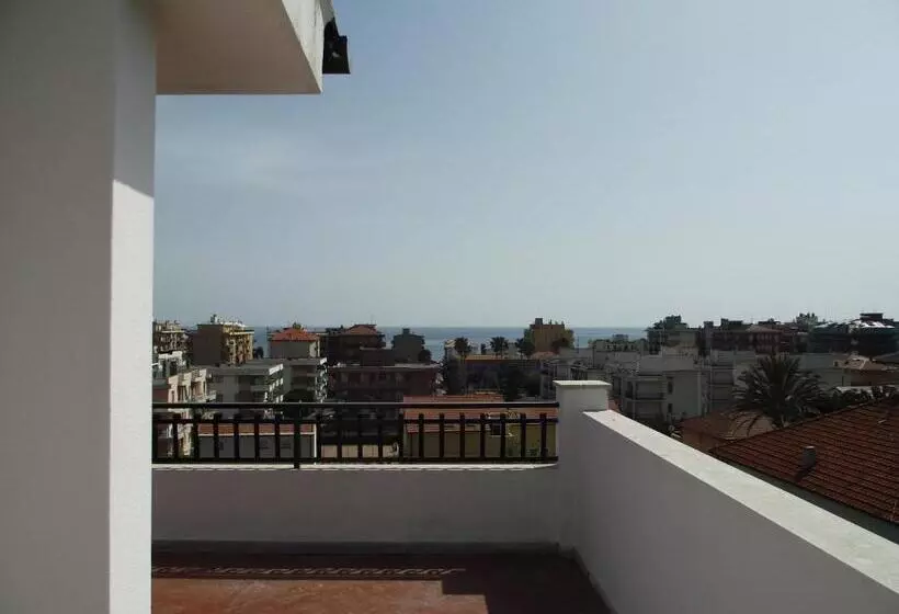 Riviera Apartments