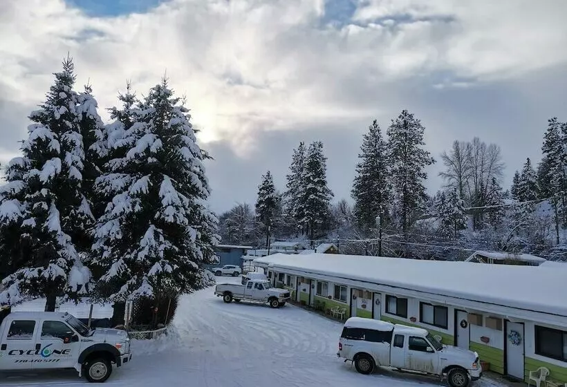 Cedars Motel