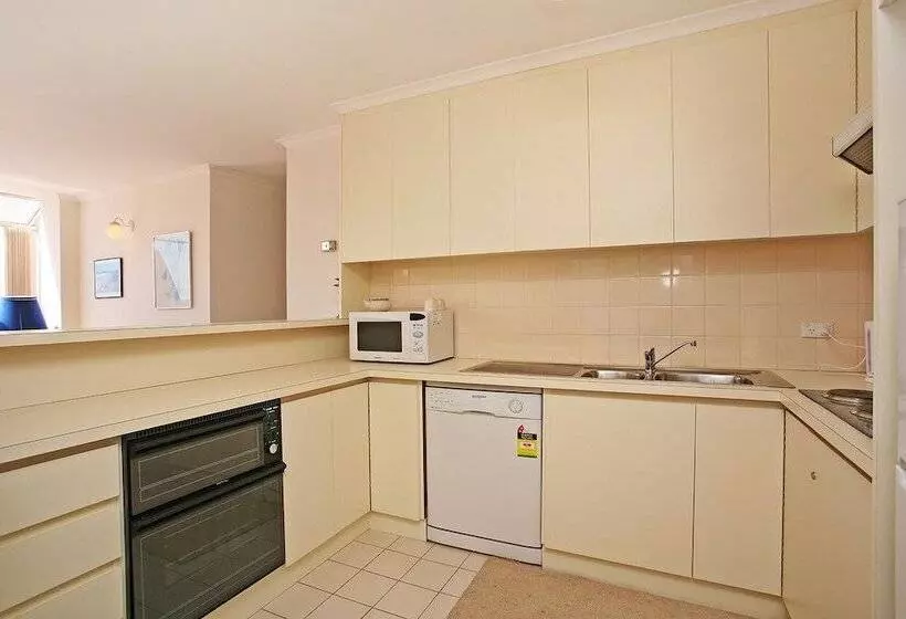 Two Bays Apartments