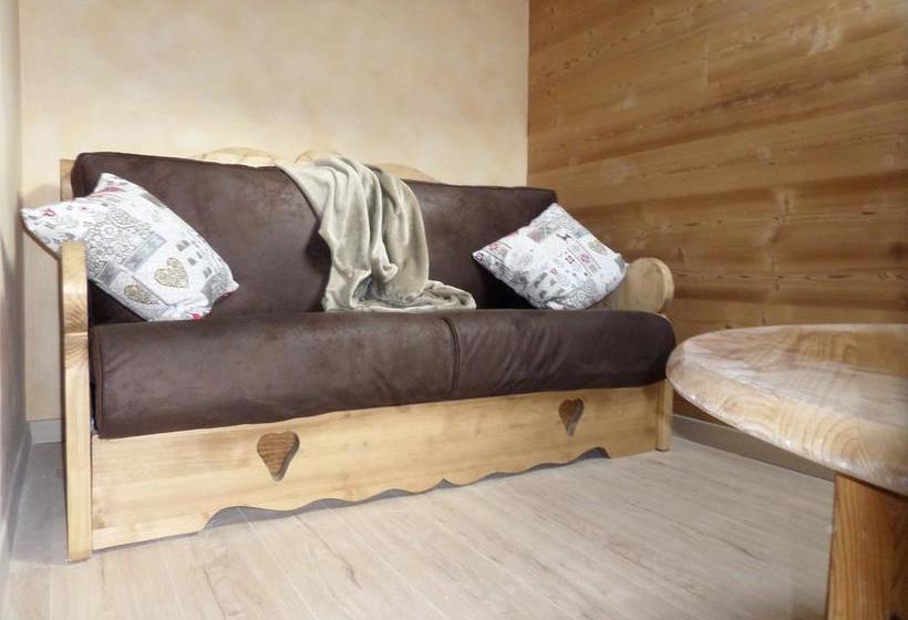 ベッドアンドブレックファースト Auberge Du Fraizier