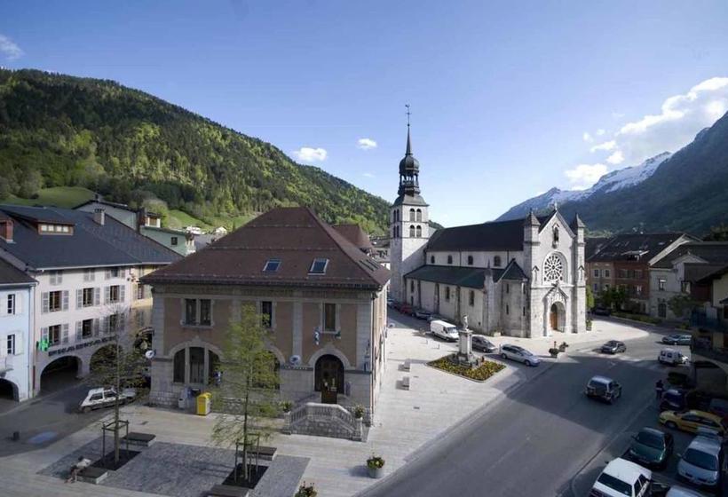 ベッドアンドブレックファースト Auberge Du Fraizier