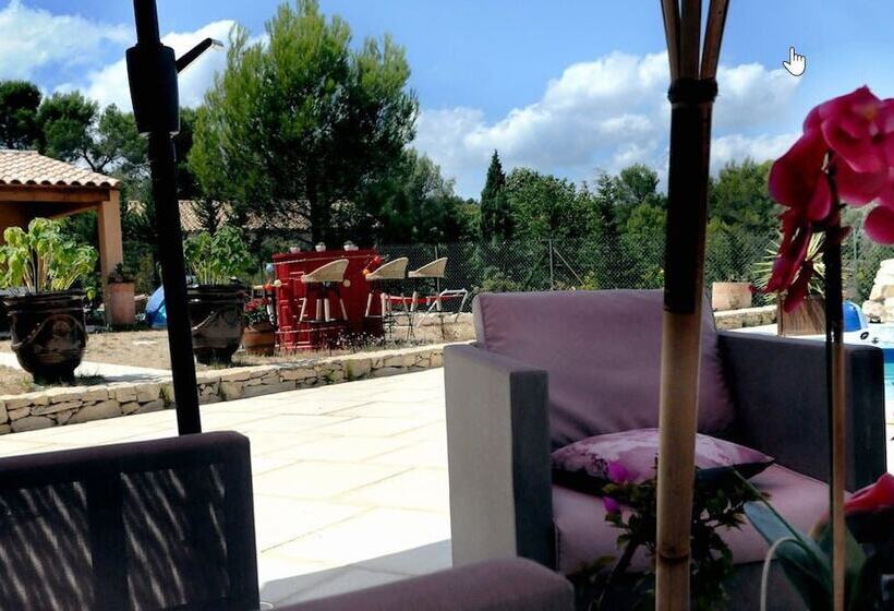 مبيت وإفطار Chambres D Hôtes Les Huppes