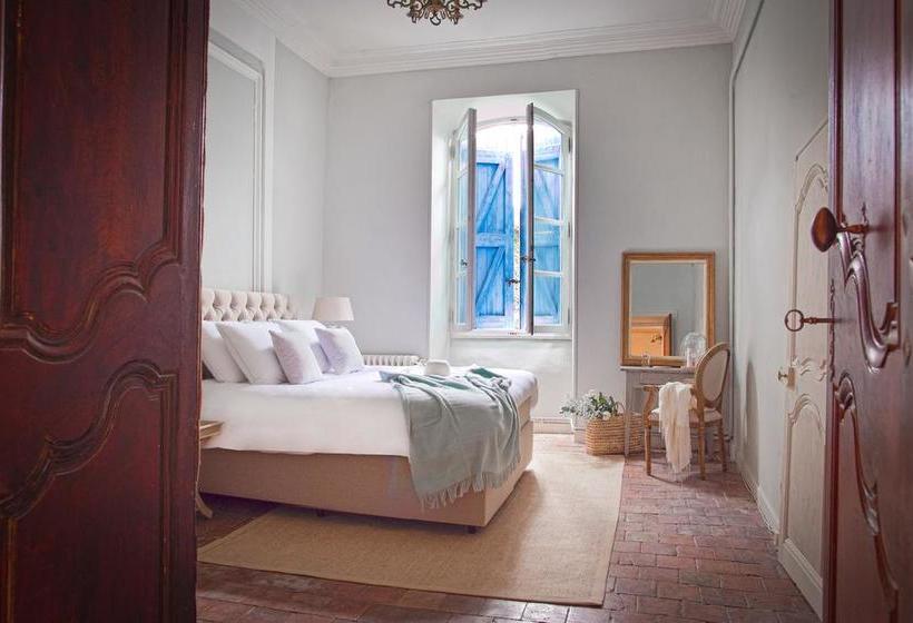 민박 Chambres D'hôtes Les Trois Comtes