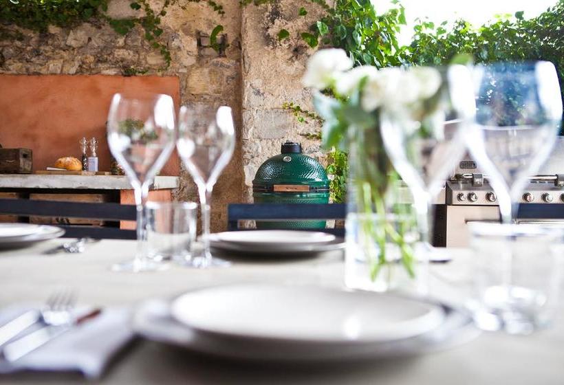 민박 Chambres D'hôtes Les Trois Comtes