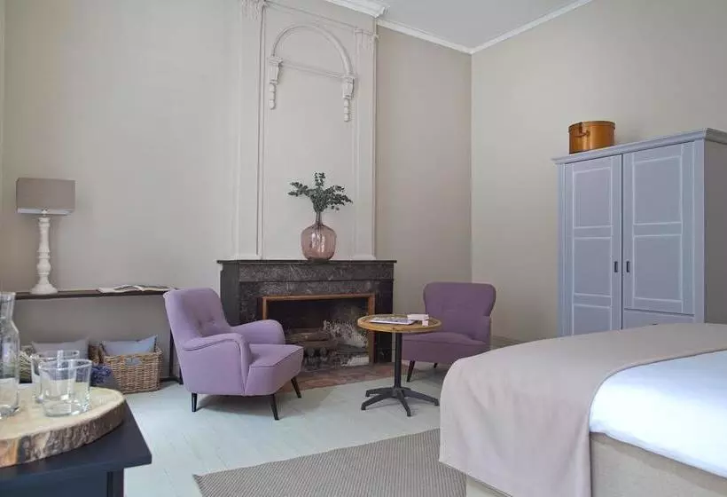 ベッドアンドブレックファースト Chambres D'hôtes Les Trois Comtes
