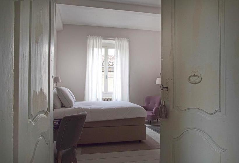 민박 Chambres D'hôtes Les Trois Comtes