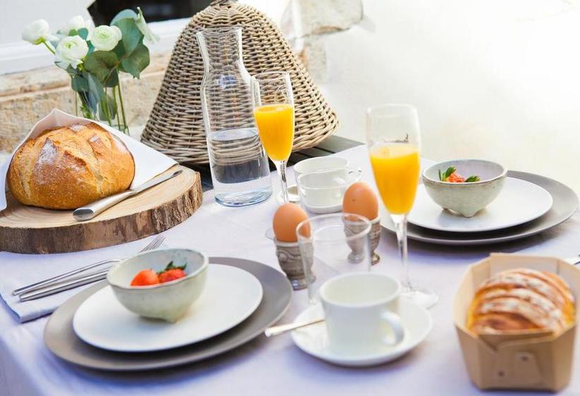 민박 Chambres D'hôtes Les Trois Comtes