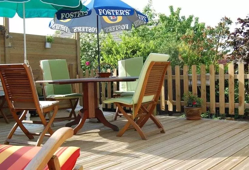 Aamiaismajoitus (B&B) Couette Et Cafe Creme