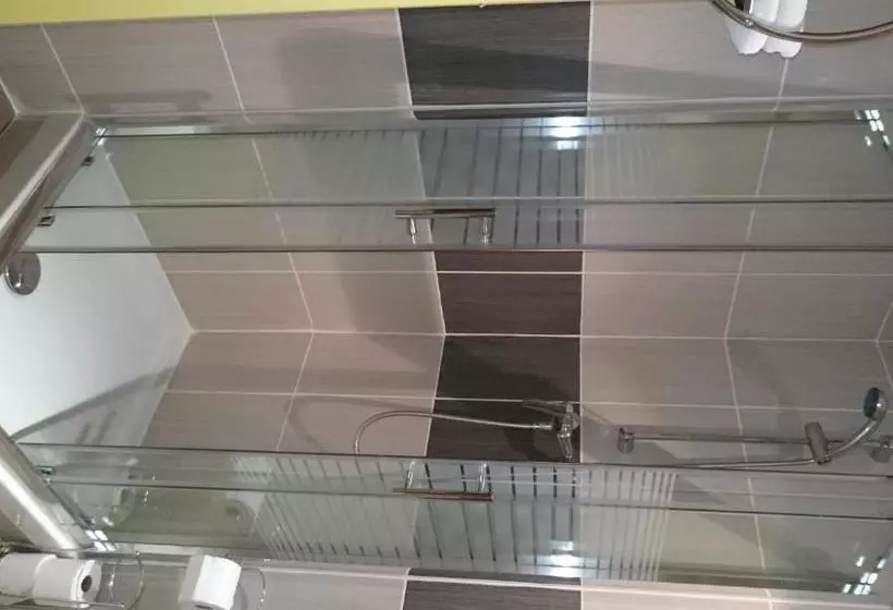 تختخواب و صبحانه Le Miracle