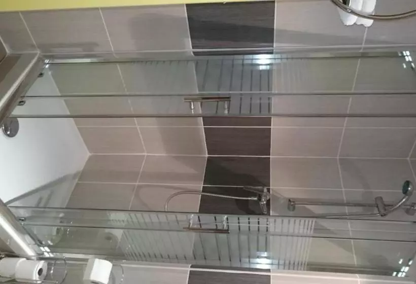 تختخواب و صبحانه Le Miracle