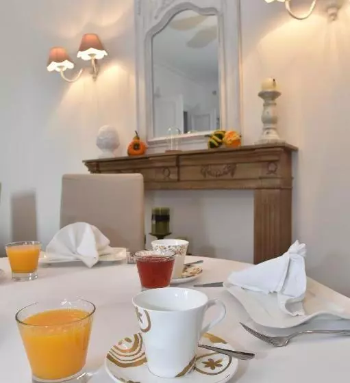 Aamiaismajoitus (B&B) Villa Des Glycines