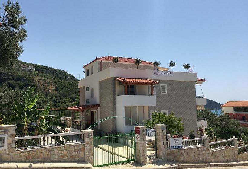 هتل Augustus