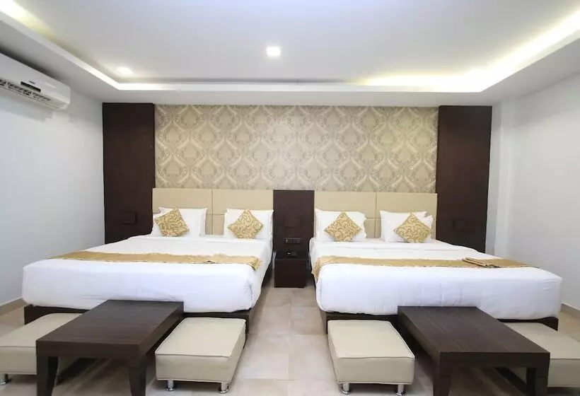 Hotel Ambaari