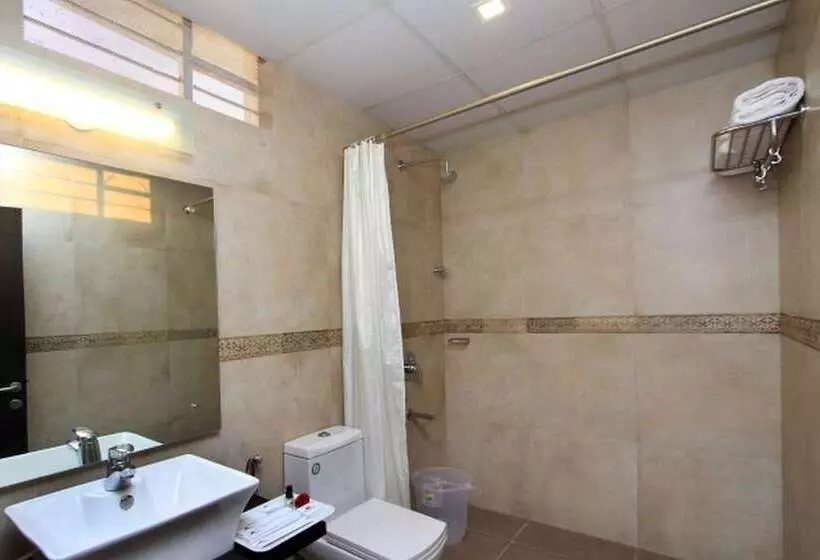 Hotel Ambaari