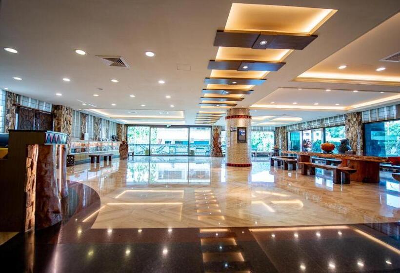 هتل Classic Shvatan