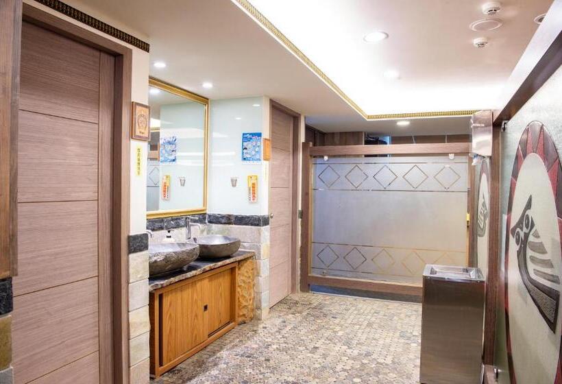 هتل Classic Shvatan