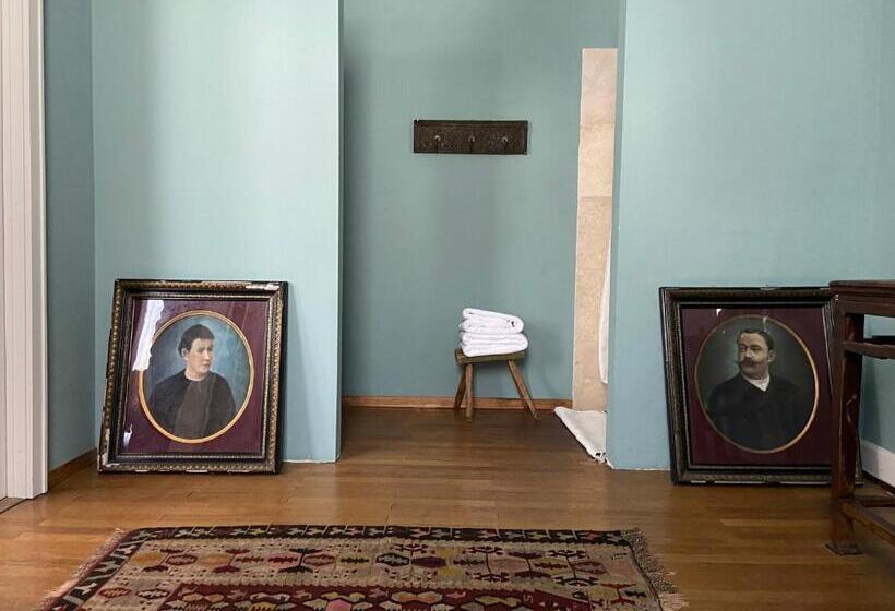 בית מלון כפרי Liegen;schaft Guesthouse