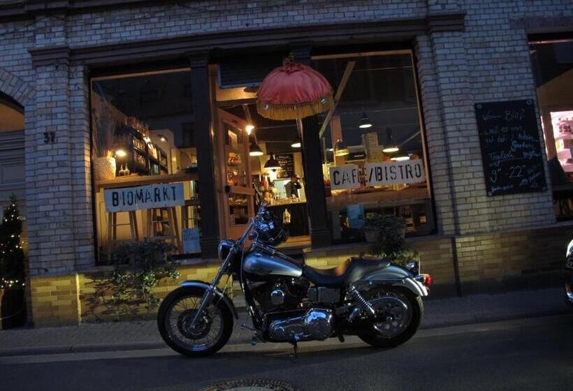 בית מלון כפרי Liegen;schaft Guesthouse