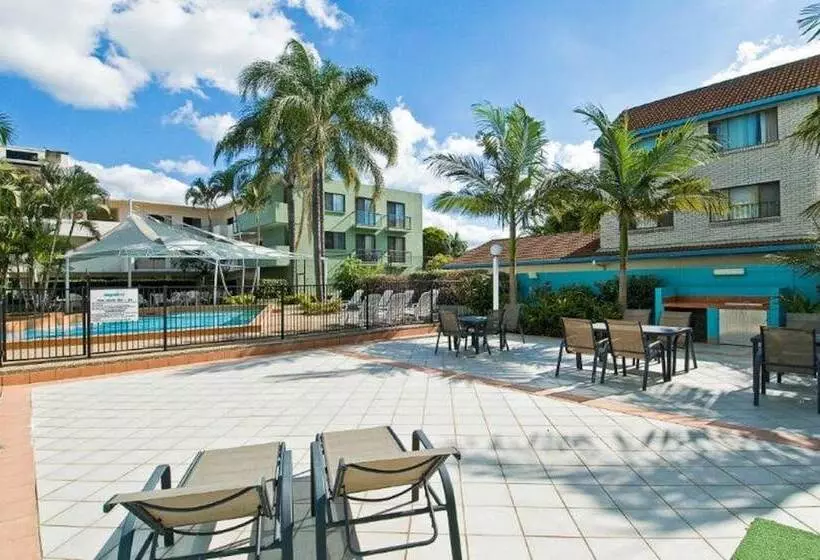 Aqualine Apartments