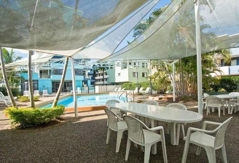 Aqualine Apartments
