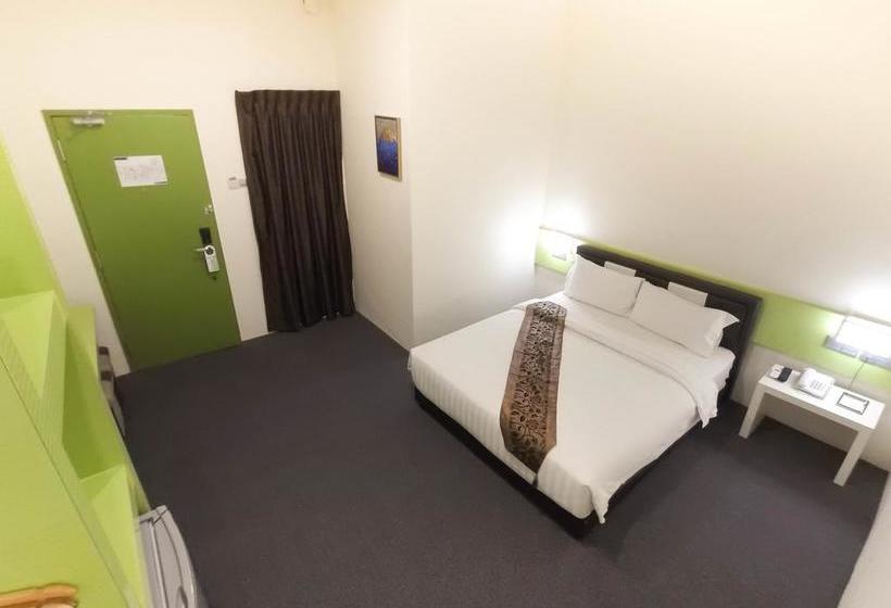 Baguss Hotel And Serviced Apartment