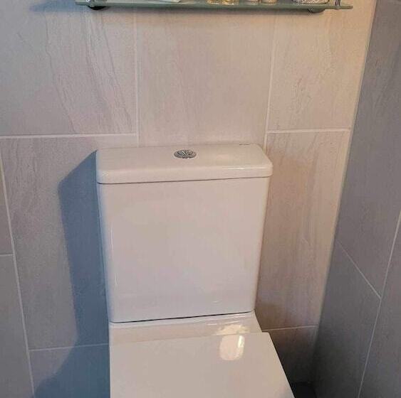 مبيت وإفطار Church Farm Guest House