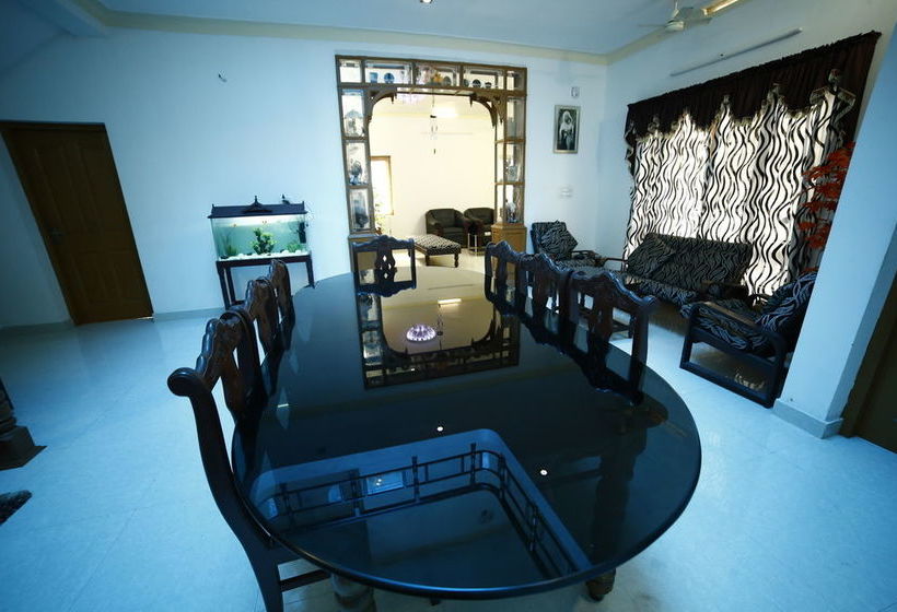 住宿加早餐  Cochin Cove Homestay
