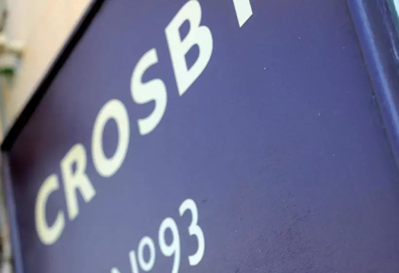 ベッドアンドブレックファースト Crosby