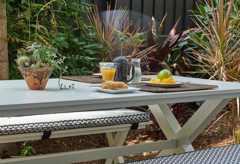 Bed and Breakfast Edward Lodge New Fam