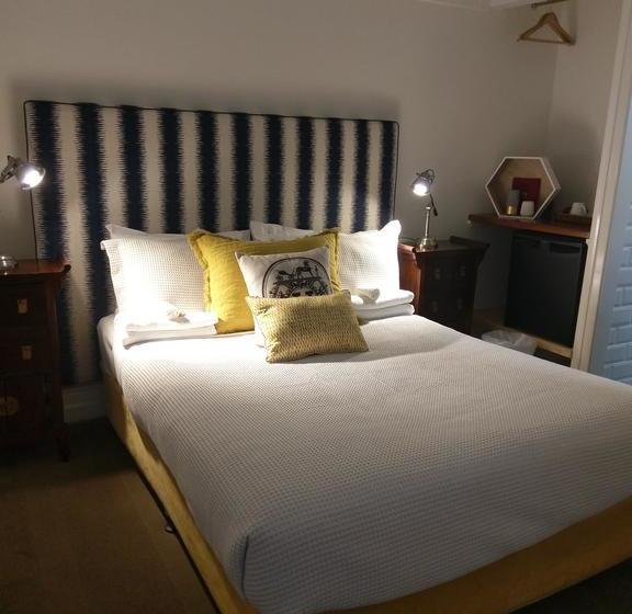 Bed and Breakfast Edward Lodge New Fam