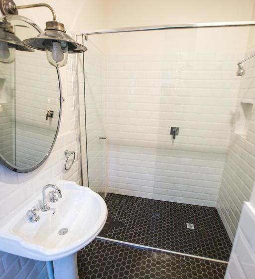 Bed and Breakfast Edward Lodge New Fam