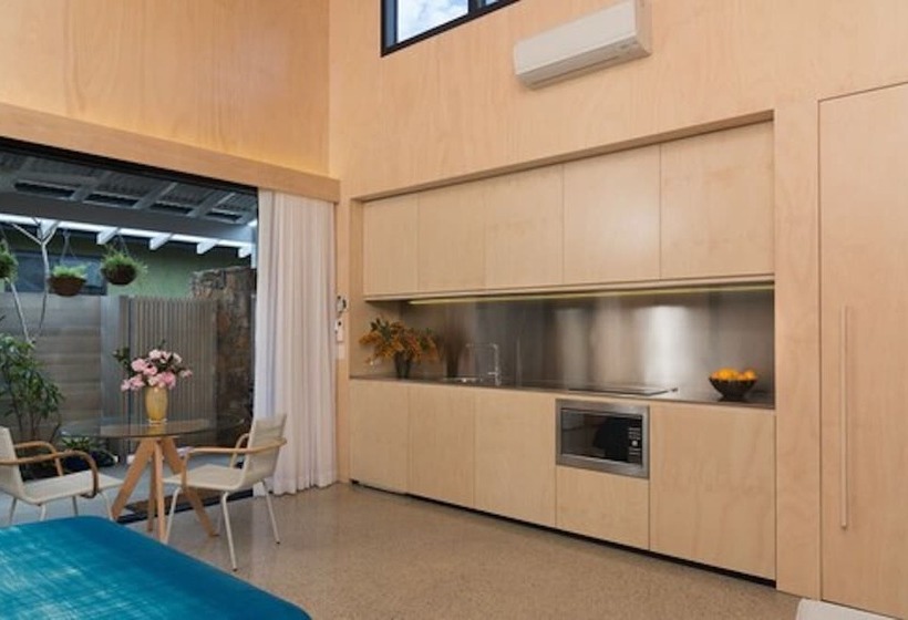 Buhwi Bira Byron Bay Studio Central