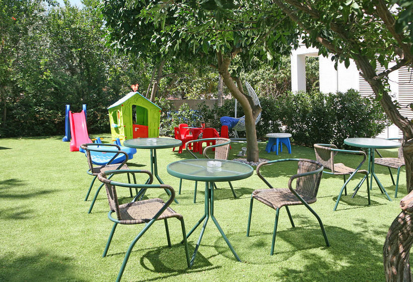 Corina Suites & Apartments