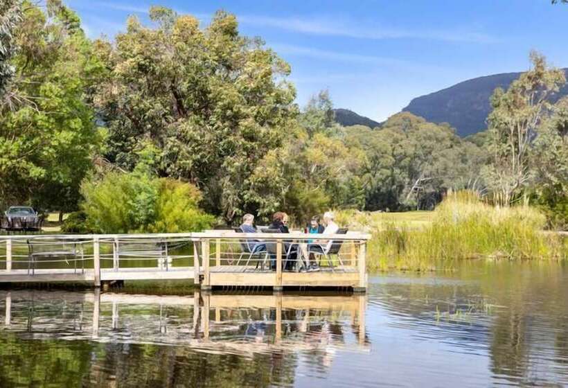 Halls Haven Holiday Units